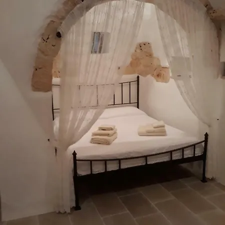 Holiday home Trullo Madonna Piccola *